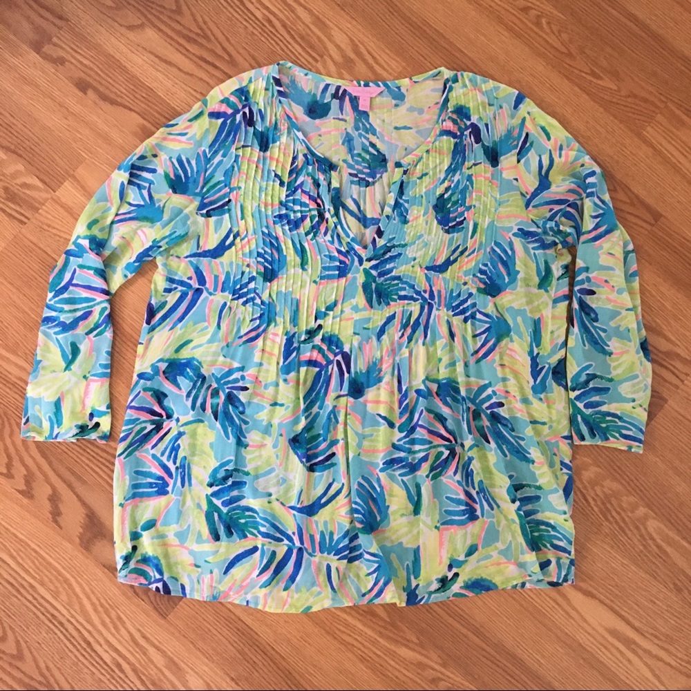 Lilly Pulitzer Light Weight “Fish” Top Sz M‎